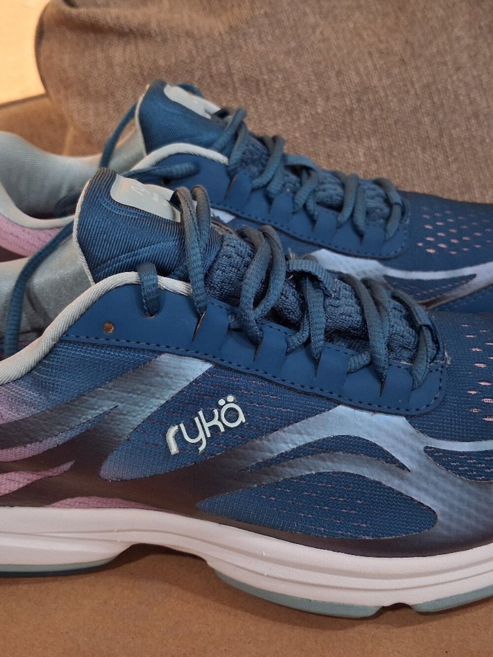 Ryka Women's Blue and Purple Athletic Shoes Good Condition Size 9 US